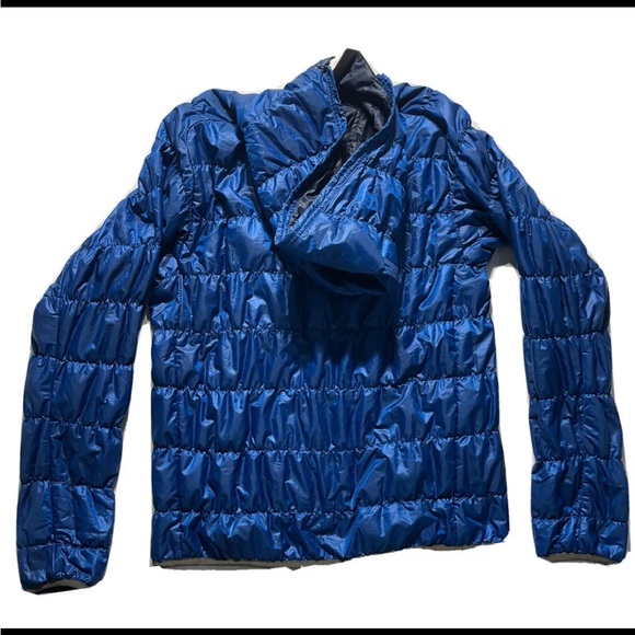 Mountain Equipment Co-op Men’s Puffer Quarter Zip Pullover, Size XL - Picture 4 of 4